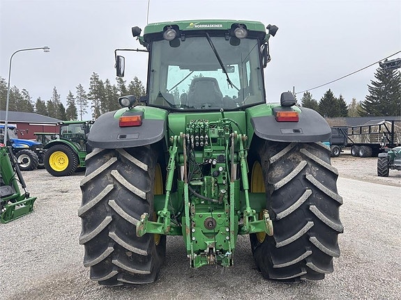 John Deere 7820 5 of 9
