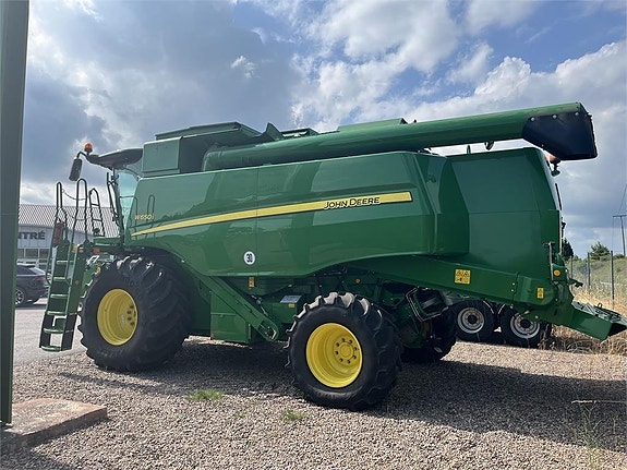 John Deere W650i 4 of 6