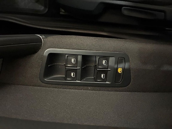 Volkswagen Golf Sportsvan 11 of 17