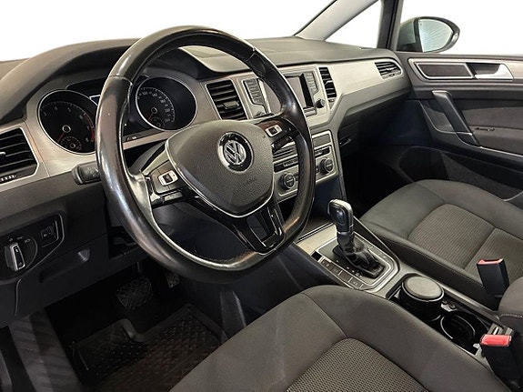 Volkswagen Golf Sportsvan 7 of 17