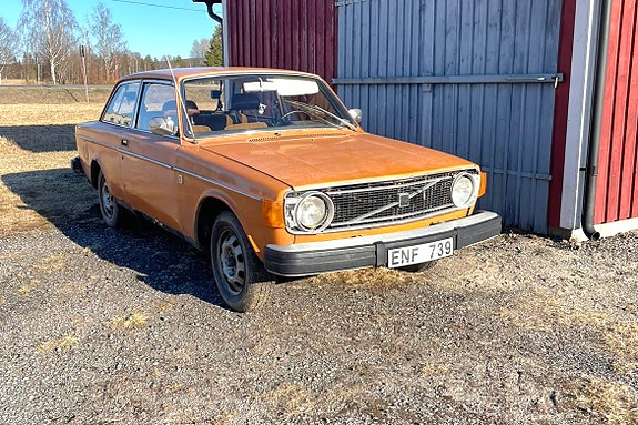 Volvo 142 3 of 5