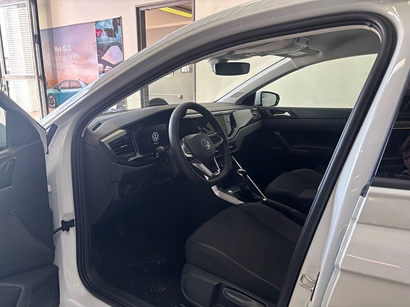 Volkswagen Polo 5 of 5