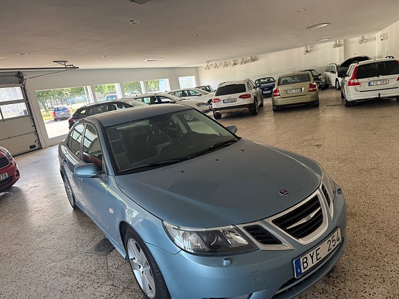 Saab 9-3 2 of 5