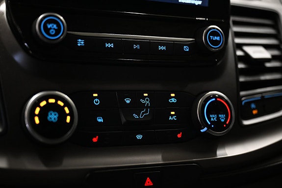 Ford Transit Custom 23 of 30