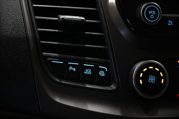 Ford Transit Custom 24 of 30