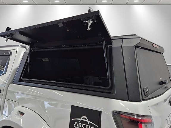 Isuzu D-max 10 of 15