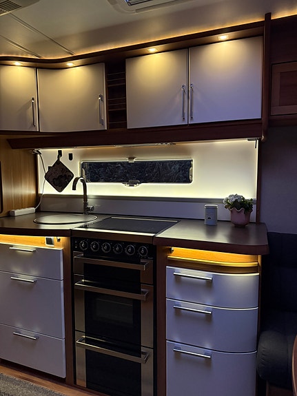 KABE Royal 560 XL KS 2 of 5