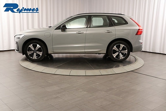 Volvo XC60 8 of 25
