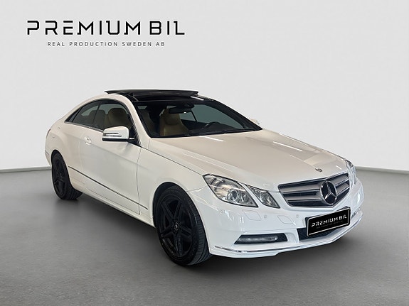 Mercedes-Benz E250 2 of 11