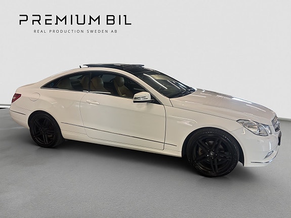 Mercedes-Benz E250 6 of 11