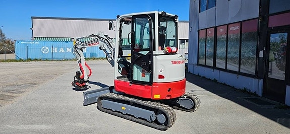 Takeuchi TB 335 R 4 of 9