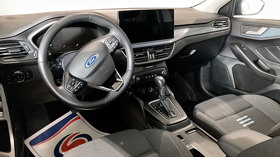 Ford Focus 4 of 9