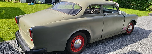 Volvo Amazon 3 of 5