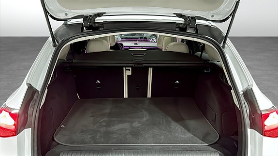 Mercedes-Benz E300 de 10 of 13