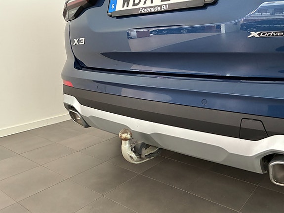 BMW X3 13 of 16