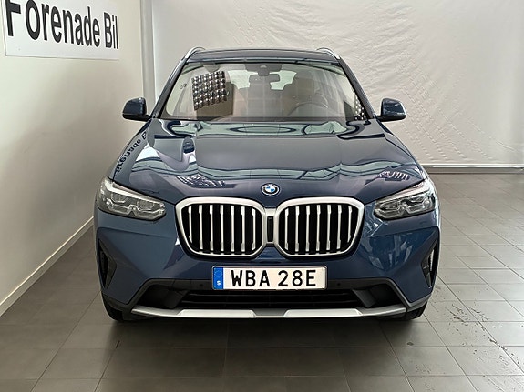 BMW X3 2 of 5