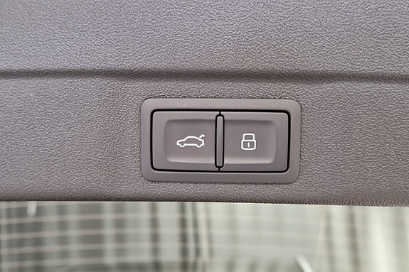 Audi A6 9 of 18