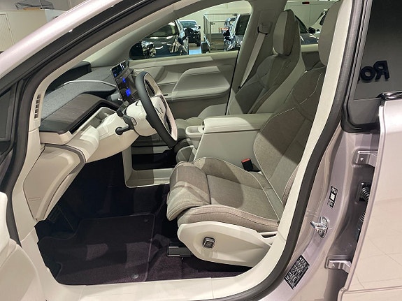 Volvo EX60 12 of 15