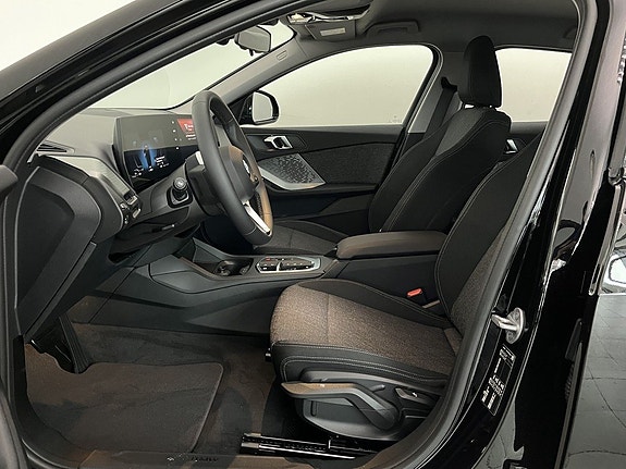 BMW 120 5 of 14