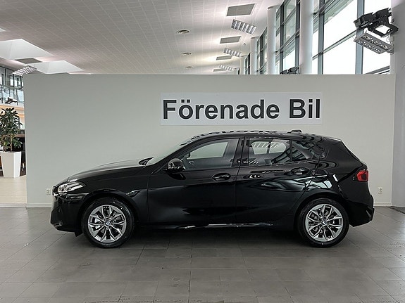 BMW 120 3 of 14