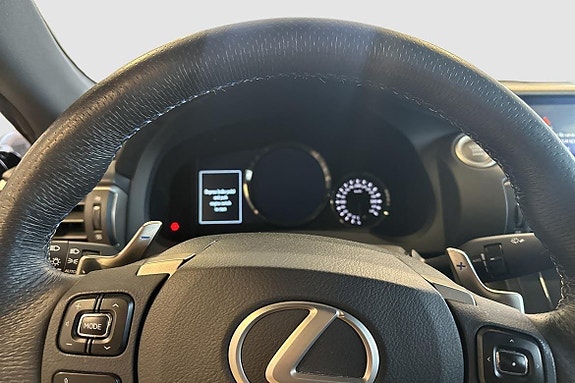 Lexus RC-F 6 of 17
