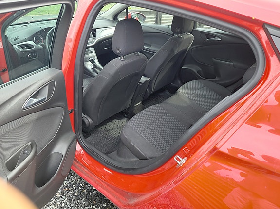 Opel Astra 3 of 4