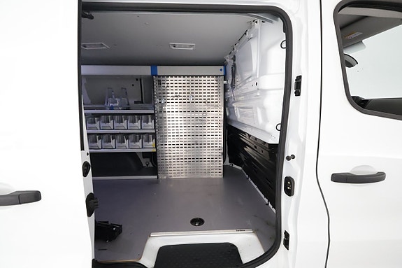 Renault Trafic 22 of 22