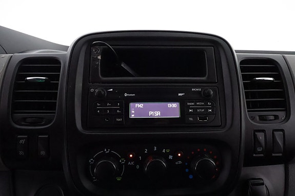 Renault Trafic 14 of 22