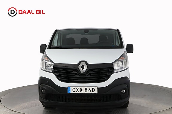 Renault Trafic 2 of 22