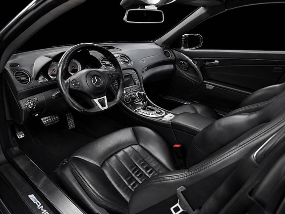 Mercedes-Benz SL63 9 of 12