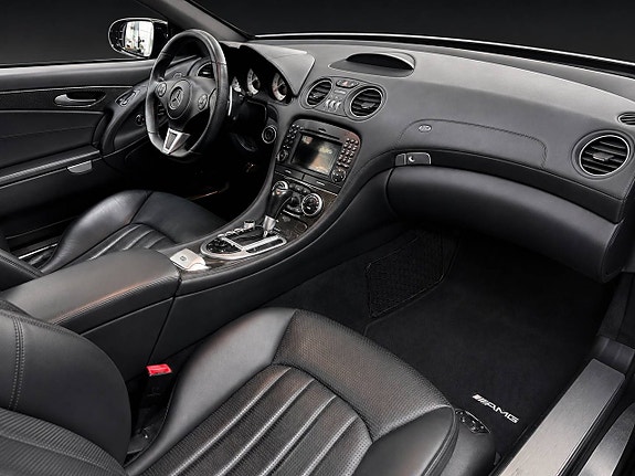 Mercedes-Benz SL63 10 of 12