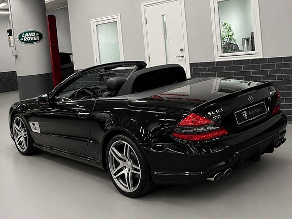 Mercedes-Benz SL63 3 of 5