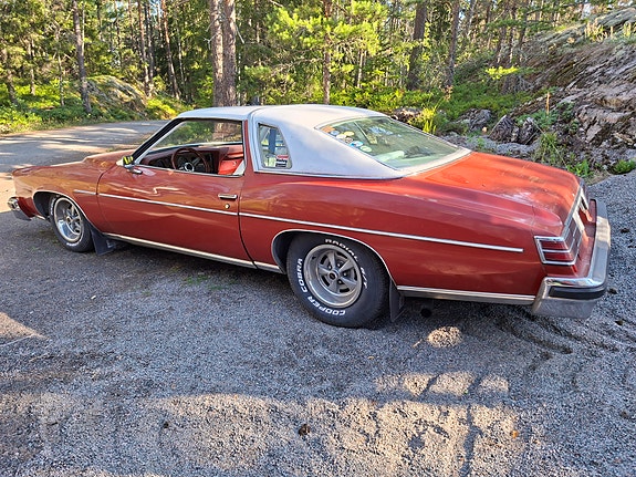 Pontiac LeMans 4 of 5