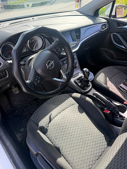 Opel Astra 5 of 5