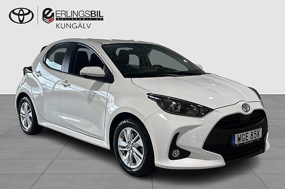 Toyota Yaris 15 of 17