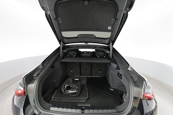 BMW i4 26 of 27