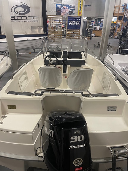 HR 532-20 Suzuki DF 90-21 2 of 3