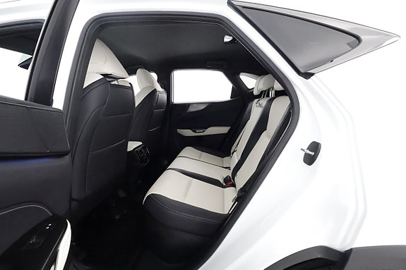 Lexus NX450h+ 12 of 29
