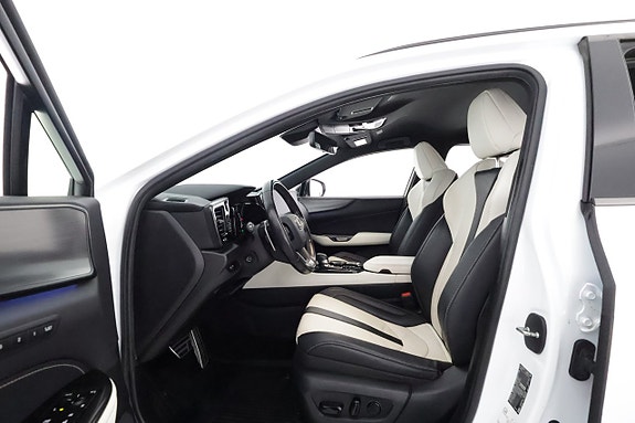 Lexus NX450h+ 10 of 29
