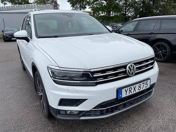 Volkswagen Tiguan 2 of 2