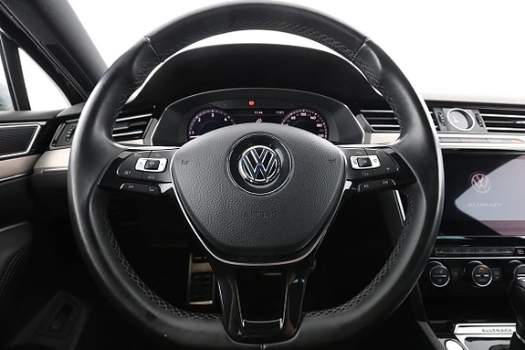 Volkswagen Passat Alltrack 19 of 30
