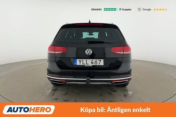 Volkswagen Passat Alltrack 4 of 30