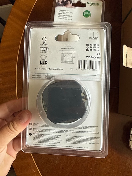 Product image 3 of 9