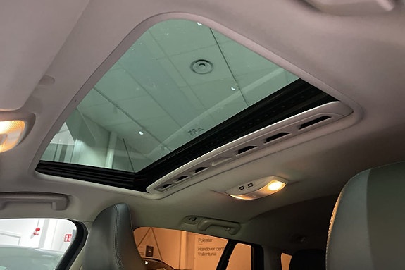 Volvo V60 18 of 22