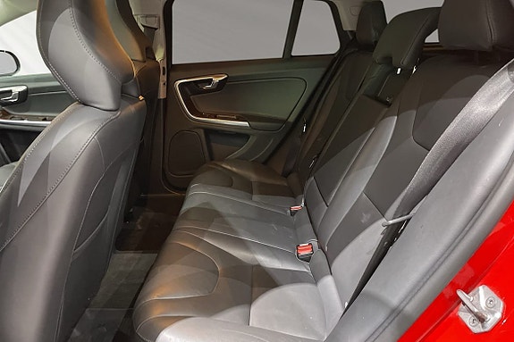 Volvo V60 8 of 22