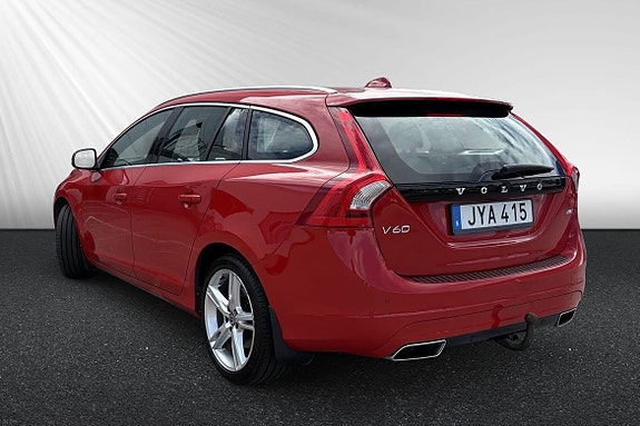 Volvo V60 4 of 5