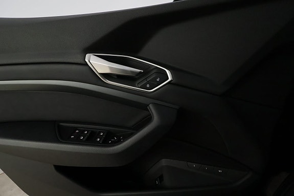 Audi Q8 28 of 30