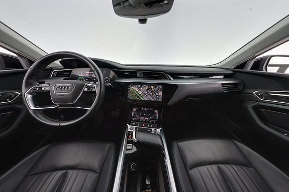 Audi Q8 13 of 30