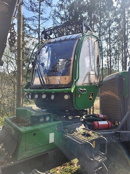 John Deere 1270G 3 of 14