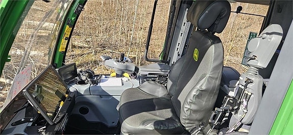 John Deere 1470G 5 of 24